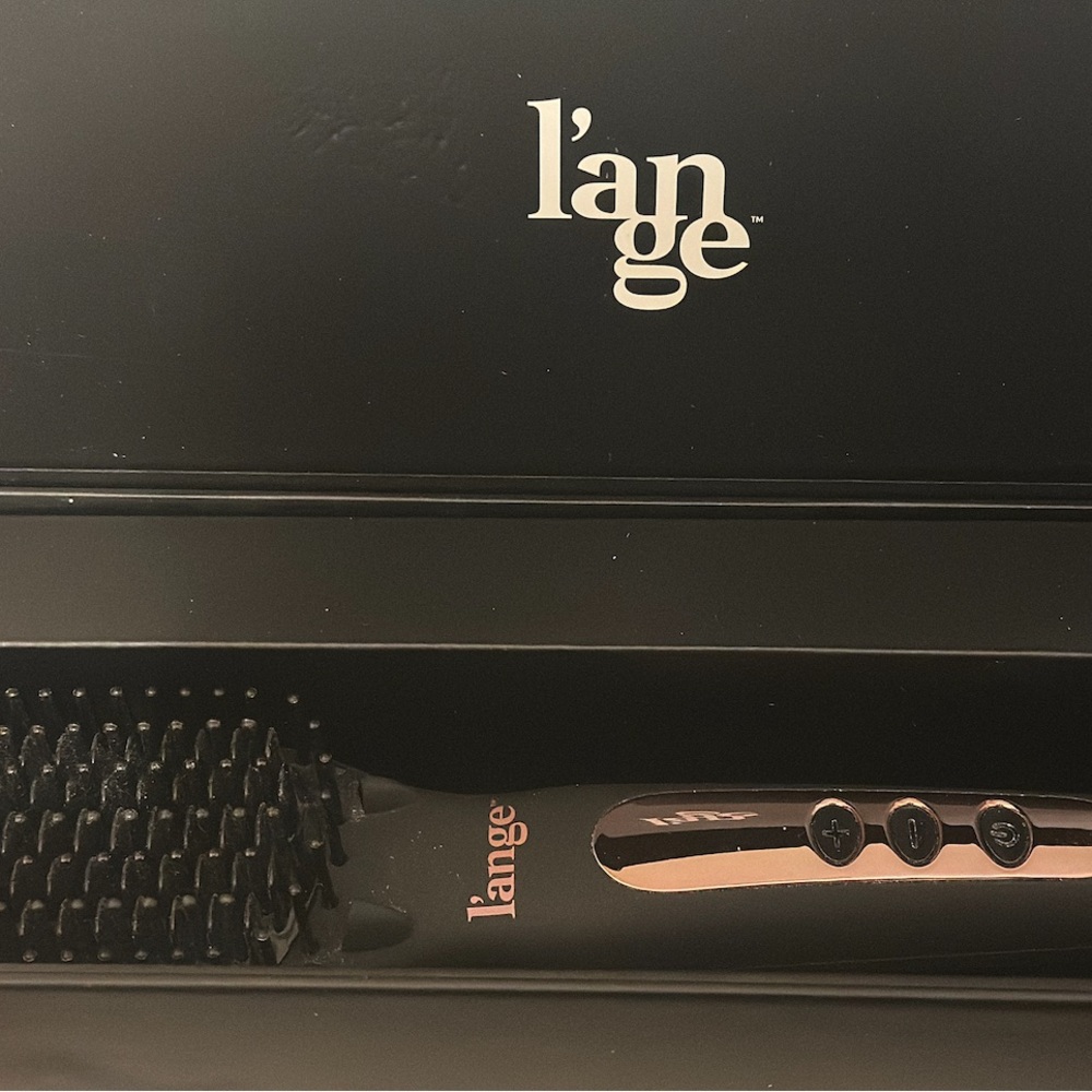 Le Vite
Ceramic Straightening Brush